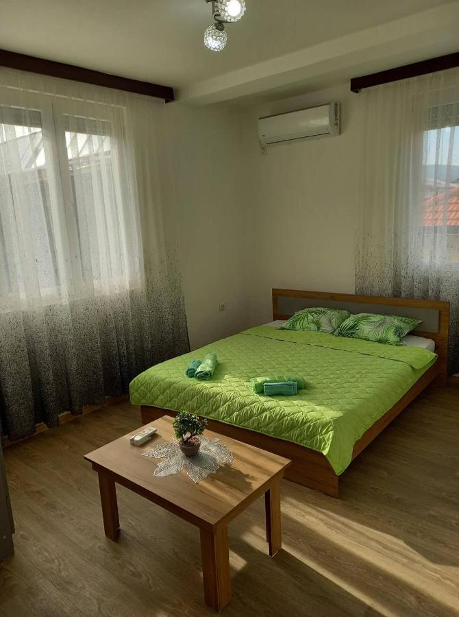 Apartmants Djekovi Ohri Dış mekan fotoğraf