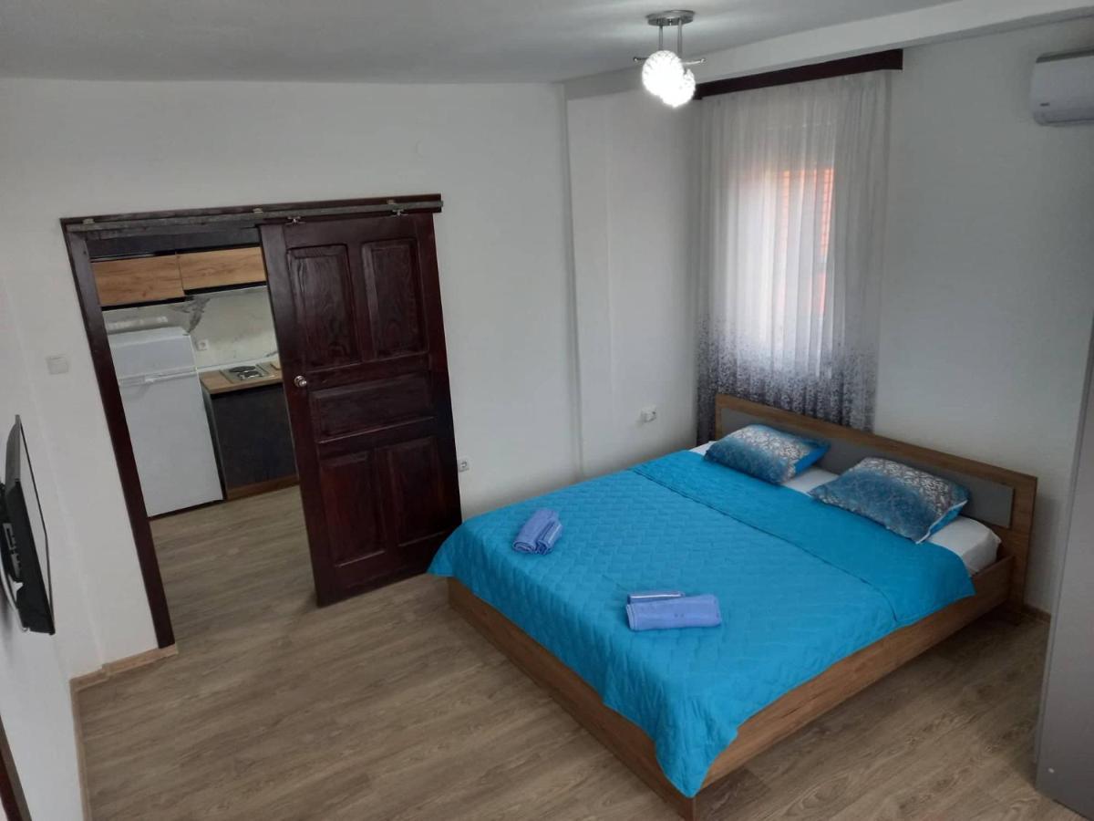 Apartmants Djekovi Ohri Dış mekan fotoğraf