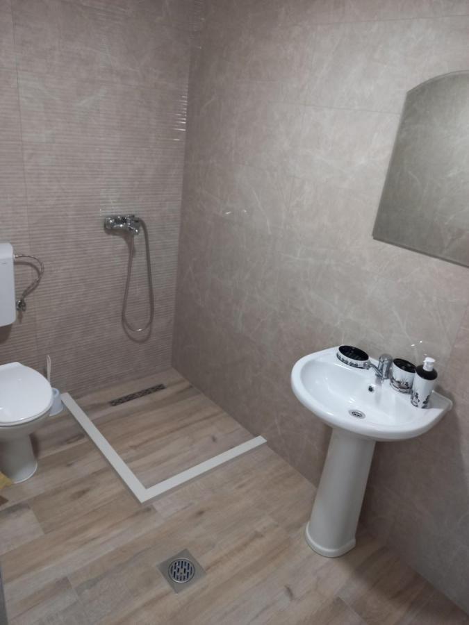 Apartmants Djekovi Ohri Dış mekan fotoğraf