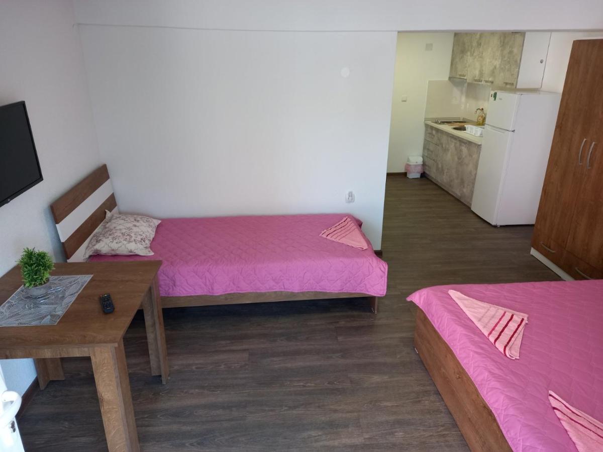 Apartmants Djekovi Ohri Dış mekan fotoğraf